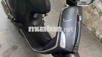 cần ra đi xe vespa sprint 2022