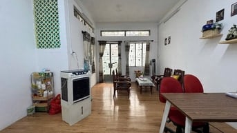 Cho thuê phòng rộng 2 ban công thông thoáng 