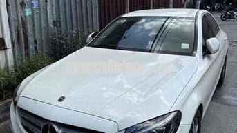 Mercedes Benz C Class 2017 C200 - 90000 km