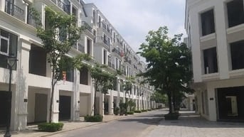 CẦN BÁN NHÀ 5 TẦNG LIỀN KỀ DỰ ÁN ĐÔNG DƯƠNG- ĐỨC THƯỢNG- HOÀI ĐỨC