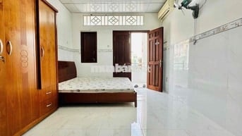 Căn Hộ Mini Ban Công Cửa Sổ Tại Quận 10, Đầy Đủ Nội Thất Gờ Giất Tự Do