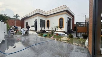 BIỆT THỰ NGHĨ DƯỠNG.4 PHÒNG NGỦ. 13X18 XÃ TÂN QUÝ TÂY. H. BÌNH CHÁNH.