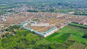 Bán nhanh lô đất ngay gần cổng chính Hùng Vương, dân cư đông đúc