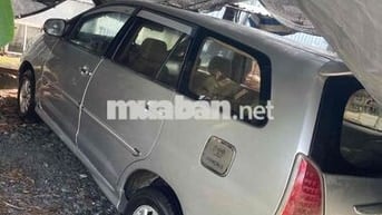 nhà ít đi nên bán lại xe Innova đời 208 hơn 100 tr