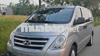 Hyundai Starex 2017 - 150000 km
