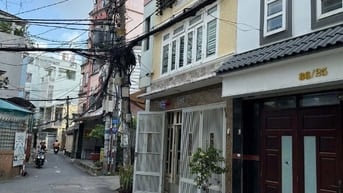 Bán Nhà đường Thích Quảng Đức, P5, Phú NHuận, hẻm xe hơi, 2 lầu