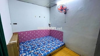 Phòng trọ quận 3 - Ưu Đãi Sinh Viên -  13m2 - Nội thất cơ bản - CMT8