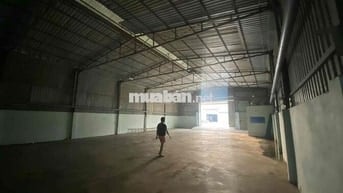 cho thuê kho xưởng đường lớn giá mềm