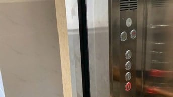 Cc gửi bán nhà hxh p11 bình thạnh giá 23,9 tỷ 