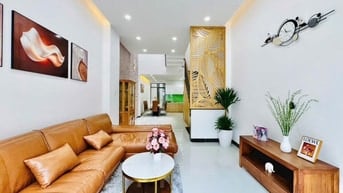 An cư giữa phố lớn – Nhà Trần Quang Diệu, Q3