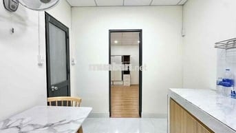 CĂN HỘ 1 PHÒNG NGỦ 1 PHÒNG KHÁCH SẴN NỘI THẤT NGAY VINCOM QUANG TRUNG