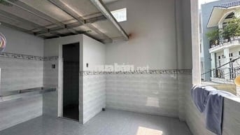 phòng trọ giá rẻ ngay cầu Tân Thuận sát KCX Tân Thuận