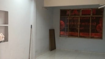 Thuê phòng lầu 1 - đường Phạm Thế Hiển