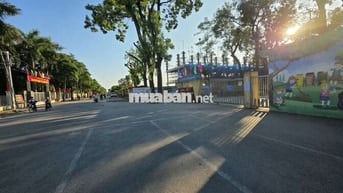 BÁN 1030M ĐẤT CẠNH TRƯỜNG HỌC LỆ CHI GIA LAM