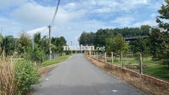 Bán lô đất mặt tiền nhựa cách chợ 100m ...