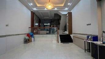 Bán nhà 4 tầng 2 mặt tiền 4 Phòng ngủ 5 tolet full nội thất 