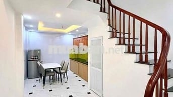 bán nhà 5 tầng ngõ 85 tổ 13 mậu lương