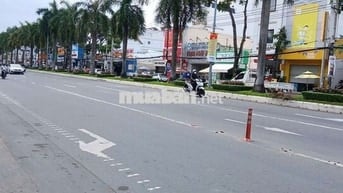 Nền vị trí Vip kế Bách hoá xanh