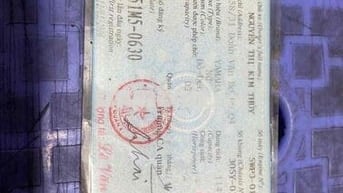 xe nhà đang đi chinh chủ