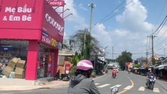 Đất nhà vườn gần quốc lộ 22 , 2MT 5x23m , giá 1ty5, sổ hổng riêng ,thổ