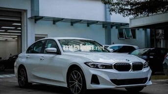 BMW 3 Series 2024 320i Sport Line - 9999 km