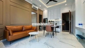 Thuê Căn Hộ 1PN Ban Công Tách Bếp Nguyễn Xí Gần Bến Xe Miền Đông