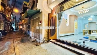 🏡 NHÀ ĐẸP XÂY MỚI – HXH – GIÁP Q1 – 5 TẦNG – 4 PHÒNG NGỦ – 2 SÂN THƯỢN