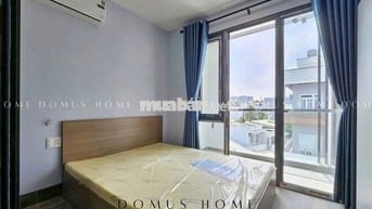 CĂN HỘ BAN CÔNG CỬA SỔ LỚN_GẦN BÀ CHIỄU PHAN XÍCH LONG_GIÁP Q1 Q3