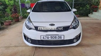 Kia Rio Trắng Số tự động