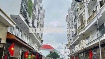 BÁN NHÀ 5 TẦNG KHU PHÂN LÔ ĐỒNG BỘ ĐƯỜNG TRẦN THỊ HÈ PHƯỜNG HIỆPTHÀNH