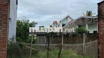 lô đất diện tích khủng Nguyễn Duy Trinh . sổ đẹp vuông vức