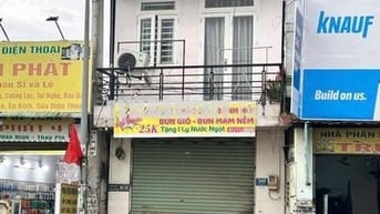 Cho thuê nhà mặt tiền 1 trệt 2 lầu 4 phòng ngủ 2 vệ sinh