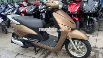 Honda lead FI 2012 mới 90% biển số thành phố