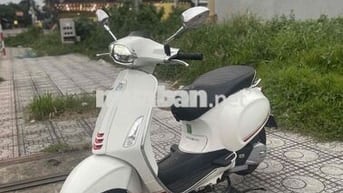 vespa 2023 chính chủ bao ký mua bán.có trả góp