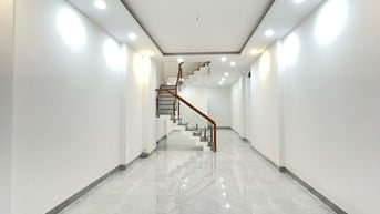 Cho Thuê Nhà Đường Ung Văn Khiêm,P.25. Quận Bình Thạnh. Gía Chỉ 25tr