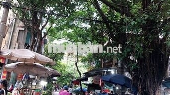 🏦#G TRUNG TÂM #BA #ĐÌNH-CĂN HỘ 3PN - 1 WC - HIẾM NHÀ BÁN-DÂN TRÍ CAO