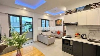 Căn hộ 55m2 1pn full nội thất mặt tiền Hồ Hảo Hớn - Q1