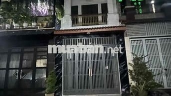 GIẢM HẲN 150TR CÒN 4,35TỶ NHÀ 3 LẦU DĨ AN XE HƠI ĐẬU CỬA