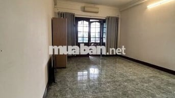 CHO THUÊ PHÒNG TRỌ RỘNG 40m2, MT ĐƯỜNG TRƯỜNG SA, PHÚ NHUẬN.