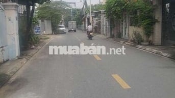 Chủ dễ tính cần cho thuê nhà xưởng trống,suốt