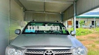 Toyota Fortuner 2012 2.5G 4x2 - 120000 km