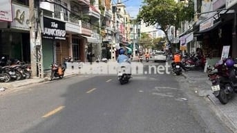 Bán lô đất đẹp mặt tiền đường Bạch Đằng Nha Trang thuận lợi kinh doanh