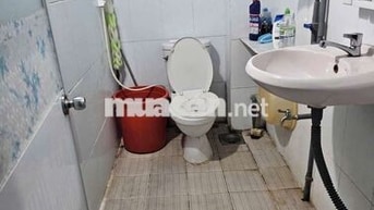 Phòng trọ giá rẻ giờ giấc tự do cách mạng tháng 8