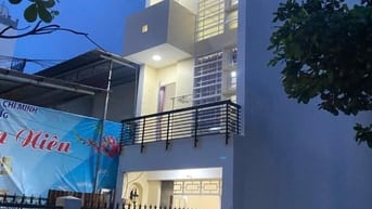 Nhà mới, mặt tiền ngõ hẻm, hẻm 2 xe hơi