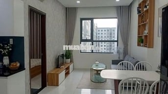 Em Phúc chuyên cho thuê Green river 2pn 2wc đầy đủ nội thất, kế Q5,10.