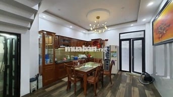 Cho thuê nhà 3PN, gần Lotter mart, có phòng làm việc riêng