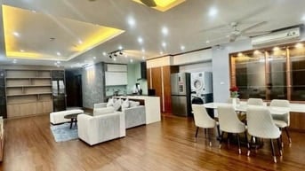 Chính chủ bán toà nhà phố trịnh công sơn dt 190m2 mt 7m x8T giá đầu tư