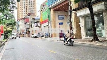 Cho Thuê Nhà Mặt Phố - Trịnh Đình Cửu 7 Tầng Thang máy, Nhà mới Tinh