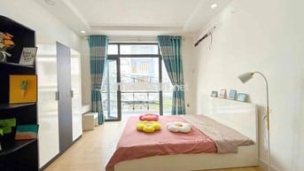 Cho thuê hộ 1 phòng ngủ ban công ngay phường Tân Kiểng, Quận 7