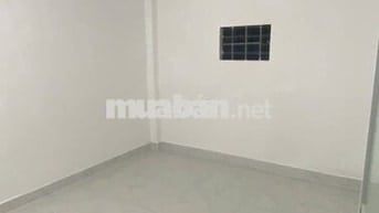 NHÀ SẠCH SẼ, DT 4*12M,2PN,2WC, GÁC ĐÚC LỮNG, cổng rào, sân